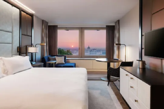 Hilton Budapest Отели рядом с достопримечательностью «Церковь Святого Матьяша»