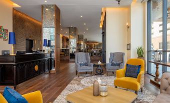 The Peregrine Omaha Downtown Curio Collection by Hilton