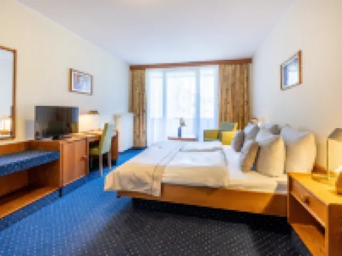 อโกรา บอนน์ ลิฟวิ่ง เดอะซิตี้ โรงแรมในบอนน์