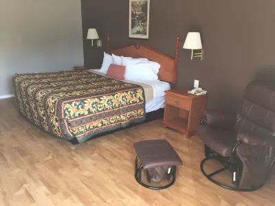 Deerfield Inn New Johnsonville Hotels in Humphreys County
