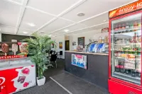 Ocean Crest Motel Hotels in Middleton