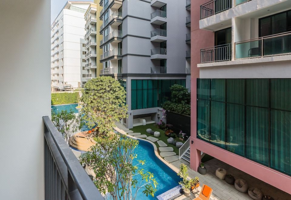 CITRUS GRANDE HOTEL PATTAYAOver view