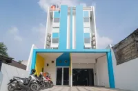 RedDoorz at Golden Averis Cibuluh Bogor Hotel dekat RAMAYANA Plaza Jambu Dua