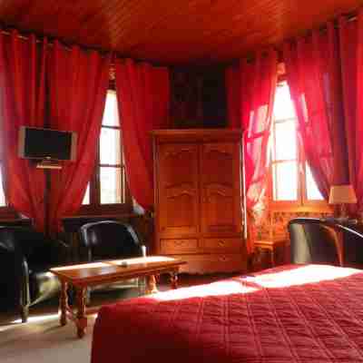 Hôtel RELAIS SAINT-ROCH - Piscine chauffée, Sauna, Spa & Bien-Etre Rooms