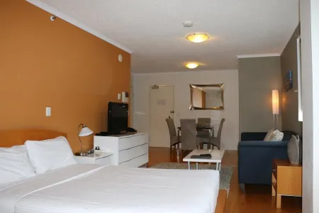 Frisco Apartments Отели рядом с достопримечательностью «The Old Windmill»