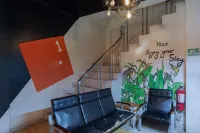 紅多茲Plus酒店-科馬約蘭 - 家庭旅館