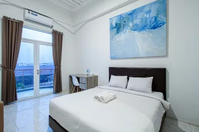 De 80's Genteng Ijo Hotels in South Jakarta