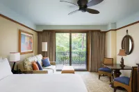 Aulani, A Disney Resort and Spa Hotels in Honolulu