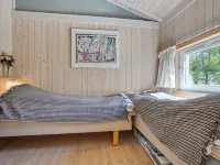 "Milda" - 1.9km from the Sea - badewanne