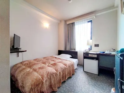 Business Inn Suwabe Hotels in 