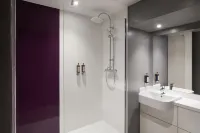 Premier Inn Birmingham City Centre (Exchange Square) - ที่มีที่จอดรถ