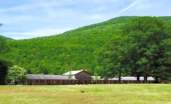 Aerie Inn of Vermont