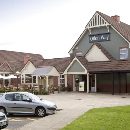 Premier Inn Glasgow (Cambuslang/M74, J2A) Отели рядом с достопримечательностью «Стадион «Селтик Парк»»