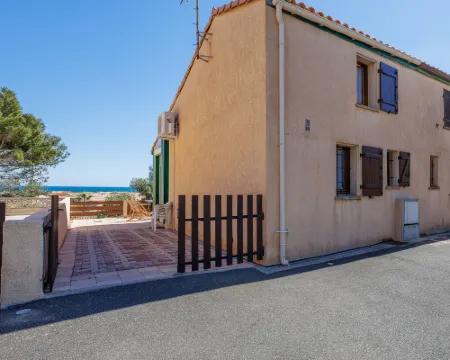Petite Cigale Hotels in Fleury