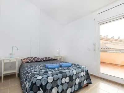 Tramuntana Hotels near Torre de Montgo
