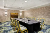 Hotel Indigo KANSAS CITY – THE CROSSROADS by IHG - parking