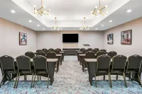La Quinta Inn & Suites by Wyndham DFW West-Glade-Parks