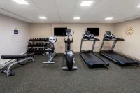 Days Inn & Suites by Wyndham Duluth by the Mall - Gym