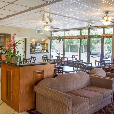 Quality Inn Riverside Near UCR and Downtown