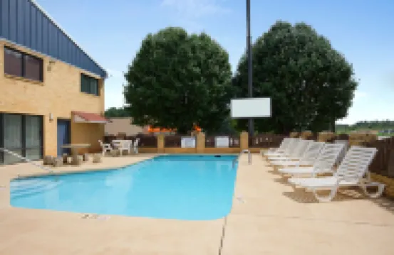 Days Inn by Wyndham Richburg
