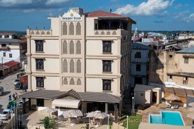 Golden Tulip Stone town Boutique