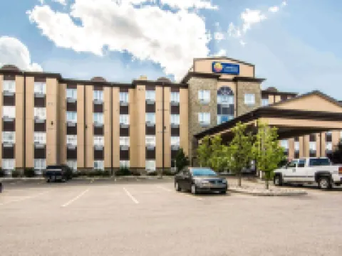 舒適套房酒店 薩斯喀徹温堡酒店