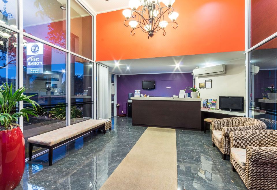 베스트 웨스턴 뉴마켓 인 & 스위트의 외관 사진