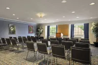 Microtel Inn & Suites by Wyndham Ponchatoula/Hammond - Cho phép mang theo thú cưng