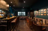 The Churchill Hotel - bar