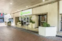 Holiday Inn London - Regent's Park Hotels near Cockfosters & N Southgate Synagogue