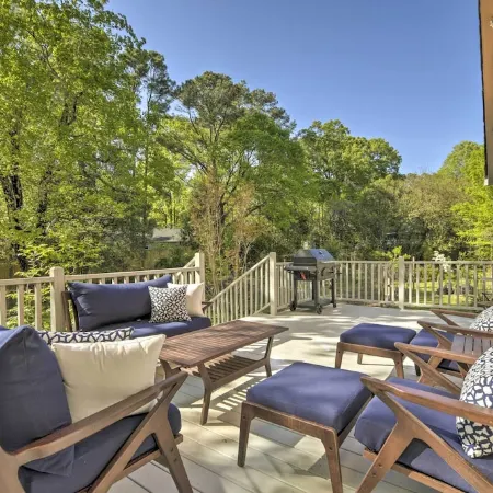 Renovated Carrboro House with Deck and Fire Pit!
