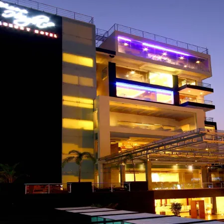 Diana Heights Luxury Hotel