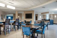 ฮอลิเดย์ อินน์ Terre Haute บาย IHG - พร้อมอาหารเช้า