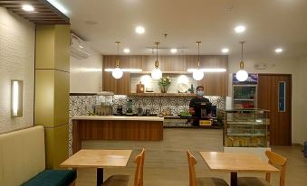 Primeluxe Hotel