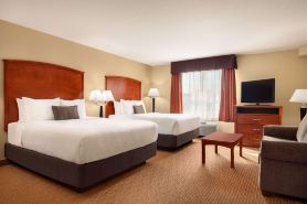 Days Inn & Suites by Wyndham Sherwood Park Edmonton