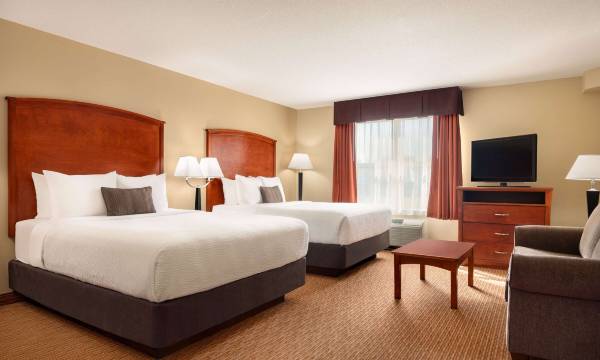 Days Inn & Suites by Wyndham Sherwood Park Edmonton