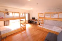 RED HELMET House＆Sports Bar Hiroshima Các khách sạn ở 