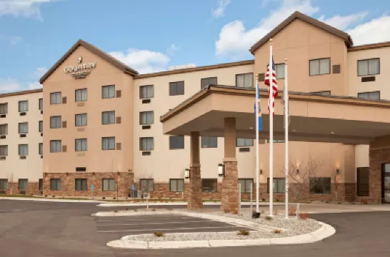 Country Inn & Suites by Radisson, Bemidji, MN Hotels in 