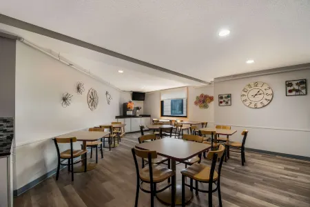 Econo Lodge Duluth Near Miller Hill Mall Отели в г. Хермантаун