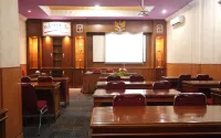 Edotel Klaten Hotels in Klaten