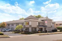 AmericInn by Wyndham Beloit