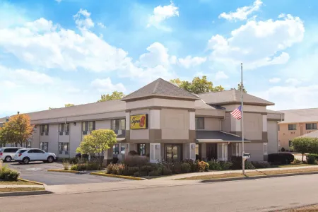 AmericInn by Wyndham Beloit