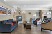 Comfort Suites Hotels in Tulare