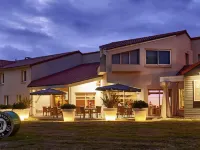 Ibis Styles Cholet Hotels in Maulévrier