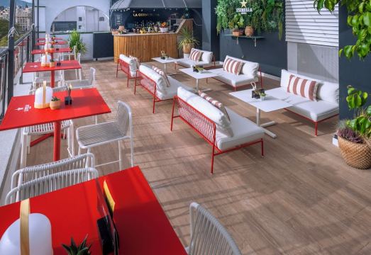 호텔 세르 리볼리 람블라 객실