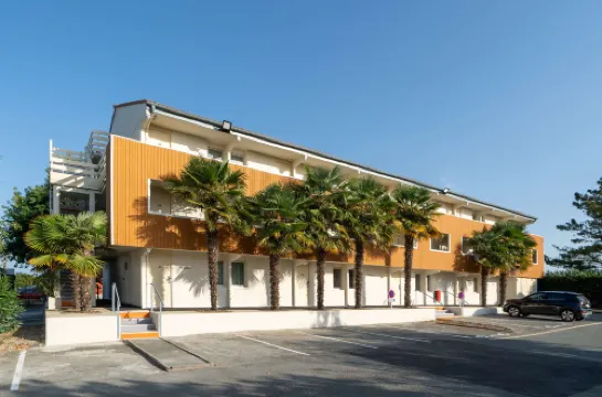 Sure Hotel by Best Western Rochefort-sur-Mer - 3-Star
