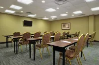 햄프턴 인 & 스위트 머리