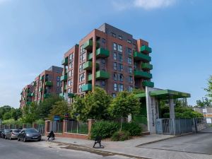 Gorgeous Wembley Flat