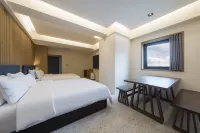 Yeonggwang Terminal Hound - Motels