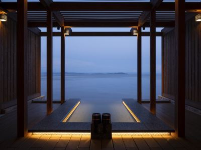 和洋式コネクティングオーシャンビュールーム(浴室)(南ウイング) 淡路島観光ホテルの写真